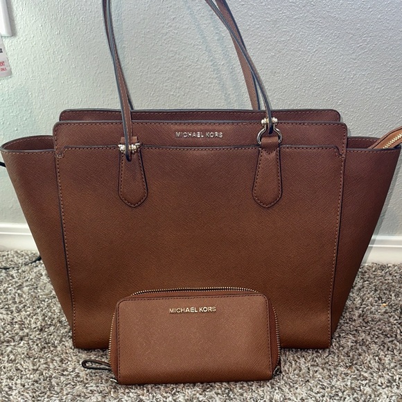 Michael Kors Handbags - Michael Kors Chocolate Brown Tote and Wallet